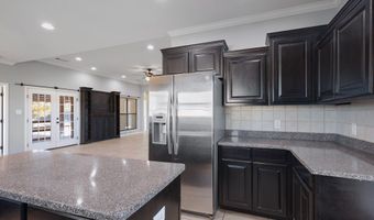 110 Deer Run Dr, Alpine, TX 79830