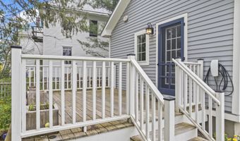 7 John St, Belfast, ME 04915