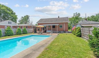 17 Kenosha St, Albany, NY 12209