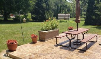 8841 Rocky Ridge Rd, Indianapolis, IN 46217