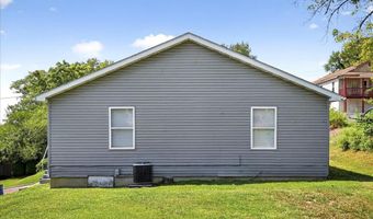 221 Allen St, Alton, IL 62002