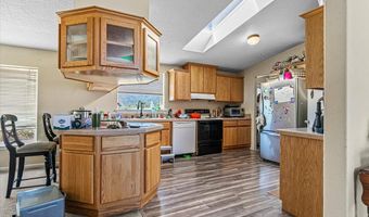1330 N Mountain Ave, Ashland, OR 97520