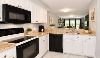 240 S REYNOLDS St 309, Alexandria, VA 22304