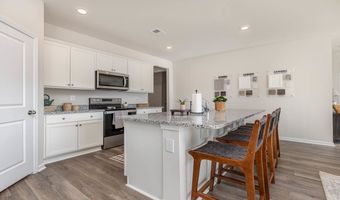 2068 MARIETTA Cir NW, Ash, NC 28420