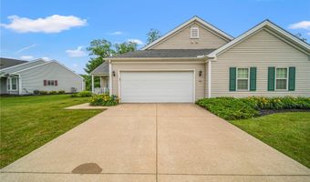 10707 Crossings Dr, Aurora, OH 44202