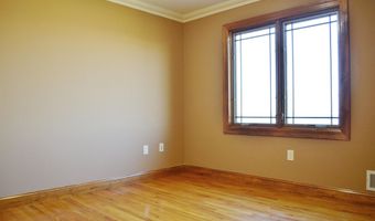 198-200 W 52ND St, Bayonne, NJ 07002
