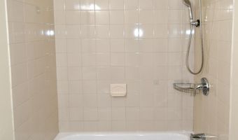 5207 NEWTON St 203, Bladensburg, MD 20710