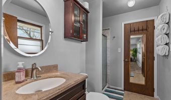 3300 N RANKIN St, Appleton, WI 54911