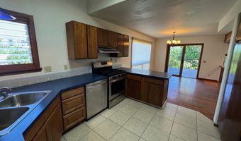 1979 KALANIANAOLE St, Hilo, HI 96720