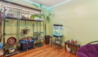 2936 E Tiffin Ave, Des Moines, IA 50317