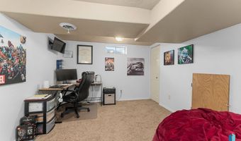 606 N 3rd St, Beresford, SD 57004
