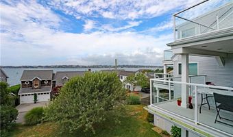 249 Tuckerman Ave 2, Middletown, RI 02842