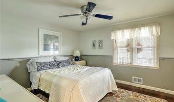 8 Halsey St, North Providence, RI 02911