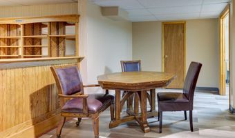 9 University Pl, Amsterdam, NY 12010