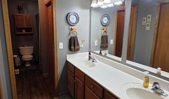 118 Briar Crest St, Madison, WI 53704