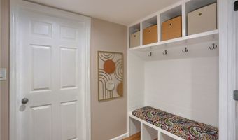 409 Shoreham Dr, Allison Park, PA 15101
