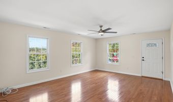 413 MAIN St, Little Creek, DE 19961