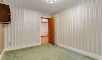 4 Long St, Barre, VT 05641