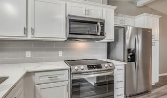 8337 NW 38th Ter, Bethany, OK 73008