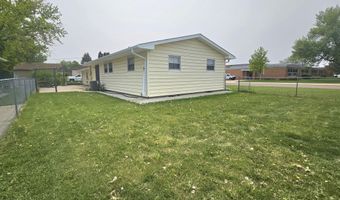 1403 S Lloyd St, Aberdeen, SD 57401