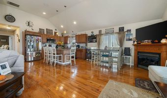 257 Sandlewood Dr, Bayville, NJ 08721