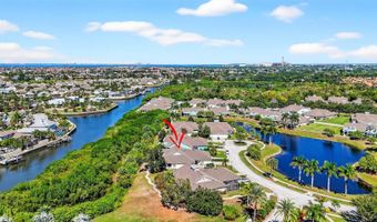 5610 GOLDEN ISLES Dr, Apollo Beach, FL 33572