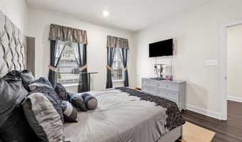 944 BENTGRASS Dr, Aberdeen, MD 21001