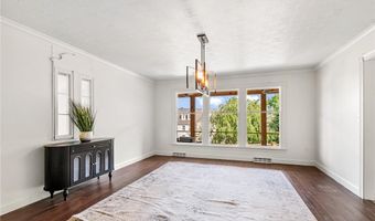 2230 Greenwood Rd, Allentown, PA 18103