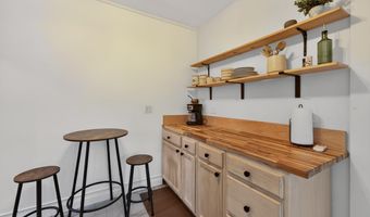 92 Pinewood Ave, Bethlehem, NH 03574