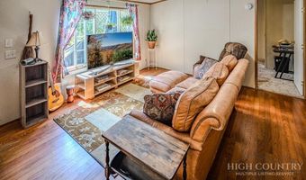 461 Reuben Wooten Rd, Banner Elk, NC 28604
