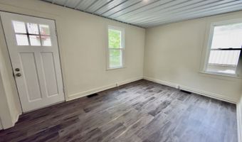 5 Smith St, Athens, OH 45701