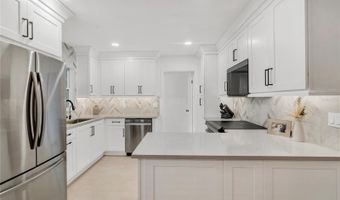 714 LAKE Dr, Altamonte Springs, FL 32701