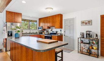 531 Kaiemi St, Kailua, HI 96734