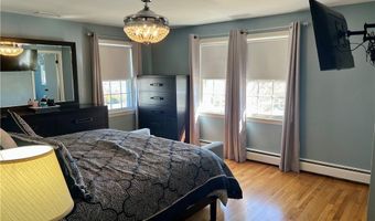 45 Rosemary St, Cranston, RI 02920