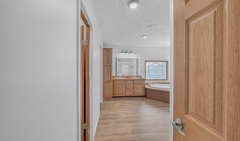 10744 Paradise Shrs, Athens, AL 35611