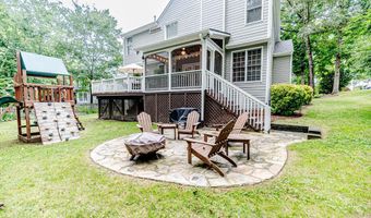 1307 Chenworth Dr, Apex, NC 27502