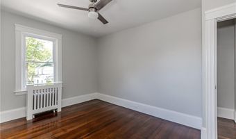 41 Wellesley Ave, North Providence, RI 02911