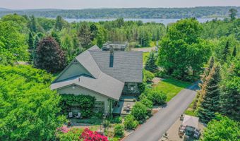 48 Old Searsport Ave, Belfast, ME 04915