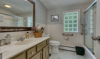 57 Garden Dr, Berlin, CT 06037