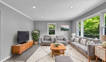 6 Marbil Rd, Danbury, CT 06811