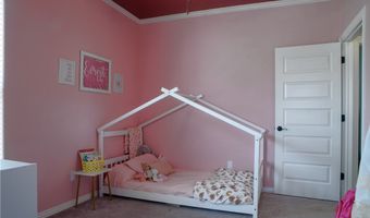 5805 SW Macasin Ave, Bentonville, AR 72713