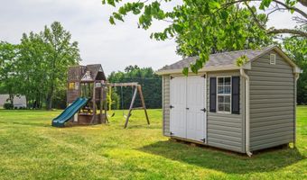 158 APPLE Ln, Afton, VA 22920