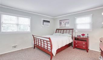 23 Marjorie Dr, Airmont, NY 10901