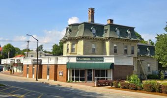 225-233 Main St, Brattleboro, VT 05301