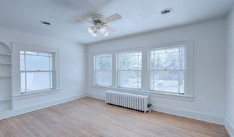 411 N B St, Arkansas City, KS 67005