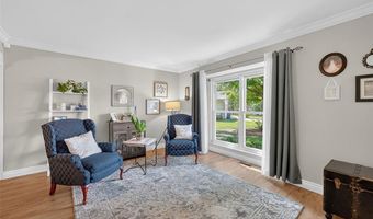 554 Lering Ct, Ballwin, MO 63011