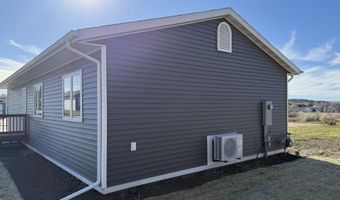 823 Heritage St, Belle Fourche, SD 57717