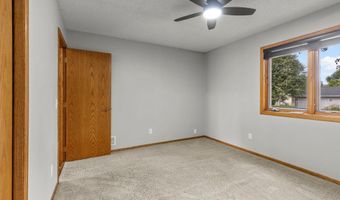 14366 Europa Ave, Apple Valley, MN 55124