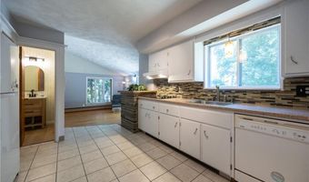 5 W View Ave, North Providence, RI 02911
