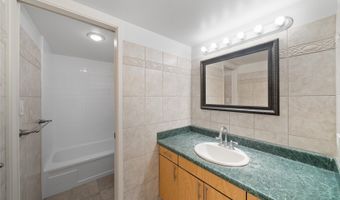 1620 Keeaumoku St 805, Honolulu, HI 96822
